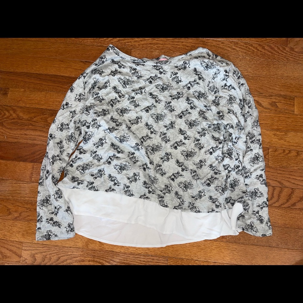 Lot of women’s tops, dresses, bra, swimsuit, tops.  Disney Eloquii, Jomad